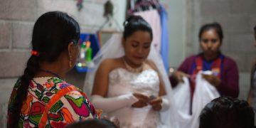 Bodas arregladas de menores de edad serán penadas en México