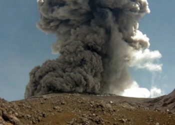 Nueva explosión del Popocatépetl es registrada este lunes