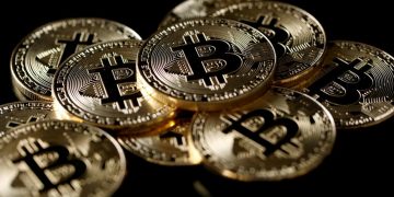 Precio de bitcóin se cotiza en su nivel más alto: 10 mil dólares por unidad