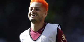 Javier ‘Chicharito’ Hernández exhibe fotos en ropa interior: se burlan en las redes