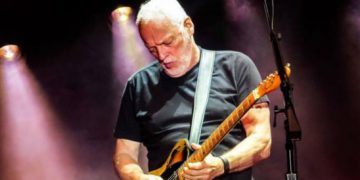 Para combatir el cambio climático David Gilmour subasta sus guitarras