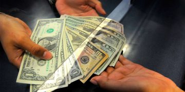 Peso sufre pérdida; se cotiza en 19.23 pesos por dólar