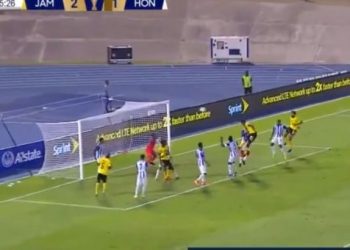 Jamaica y El Salvador vencen iniciando la Copa Oro