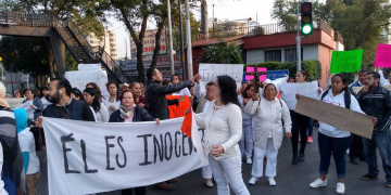 Exigen la liberación del sacerdote detenido por el asesinato de Leonardo Avendaño