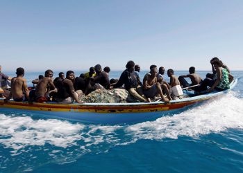 España rescató a casi 300 migrantes en el  Mediterráneo