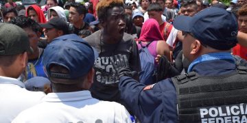 Migrantes denunciaron maltratos en albergue de Tapachula