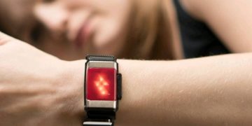 Pulsera Pavlok promete quitar malos hábitos con descargas eléctricas