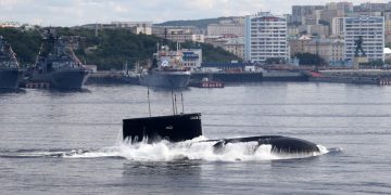En Rusia se incendia un submarino militar y mueren 14 tripulantes