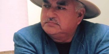 Conmemoran 60 años del movimiento ferrocarrilero con poetas, música y canto