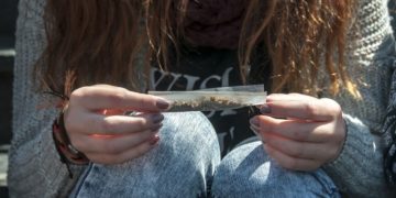 FUE VINCULADA A PROCESO MUJER EN POSESIÓN DE MARIHUANA