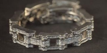 En Los Pinos se presentará un museo temporal con joyas decomisadas “extravagantes”