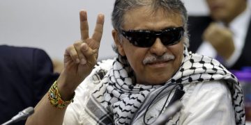 Ordenan detener al exguerrillero de las FARC, Jesús Santrich
