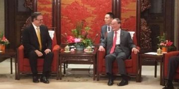 Ebrard en reuniones en China con el canciller de ese país