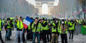 152 activistas de chalecos amarillos”son detenidos durante fiesta nacional francesa