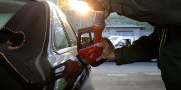 Aumento del 10% al estímulo para la gasolina Premium