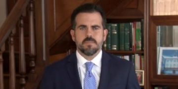 Juicio político aceptado por el Gobernador de Puerto Rico