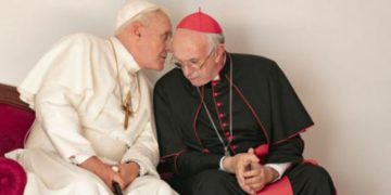 Foto de Anthony Hopkins como Benedicto XVI, es revelada