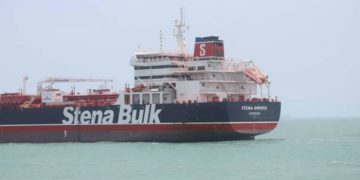 #VIDEO Irán captura un buque petrolero británico