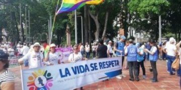 Marchan en 110 ciudades del mundo contra el asesinato de líderes sociales en Colombia