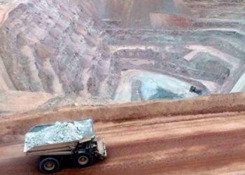 Miles de menores expuestos a metales pesados debido a minería en Perú