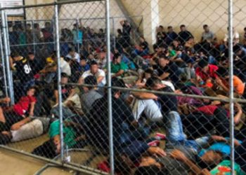 Shockeada Bachelet al ver condiciones de detención de migrantes en la frontera de EEUU