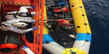 Rescatan migrantes en el mar de Alborán arriban a puertos españoles