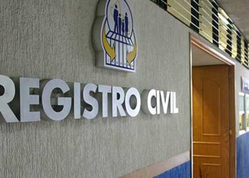 Violenta sellos y chapas de oficina la ex Oficial del Registro Civil