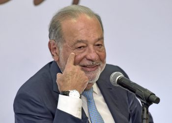 Slim, Salinas Pliego y Azcárraga ganan licitación para dar internet a instituciones públicas