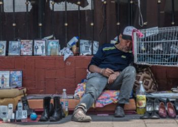 México reduce pobreza, pero aumenta número de pobres: UNAM