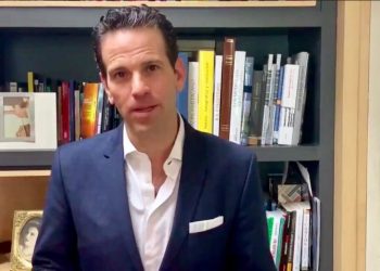 Relación de Carlos Loret con Televisa llega a su fin