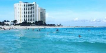 El Caribe mexicano avanza en combate contra sargazo