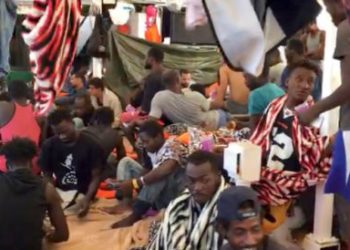 Seis países están dispuestos a acoger migrantes y ni así Italia deja desembarcar al Open Arms