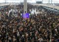 Cancelan todos los vuelos del aeropuerto de Hong Kong  por gran manifestación