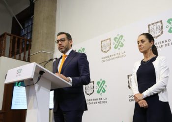 Autoridades capitalinas se contradicen sobre situación laboral de policías que violaron a menor