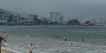 Cae turismo por sargazo así como percepción negativa de México