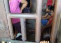 Exigen liberación de mujeres apresadas por no prestar trastes de comedor comunitario