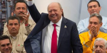 Pemex y Deschamps acuerdan el alza al salario y en prestaciones