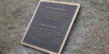 Despiden al primer glaciar muerto por cambio climático en Islandia