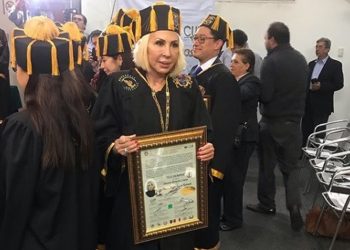 Me usaron de expiatorio al recibir Honoris Causa: Bozzo