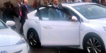 Captan a Meade saliendo de Palacio Nacional, en medio de las acusaciones contra Robles por corrupción