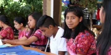Menores de edad podrán decidir si su primer apellido es materno: SCJN
