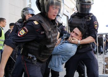 Detienen a más de 600 manifestantes en Moscú