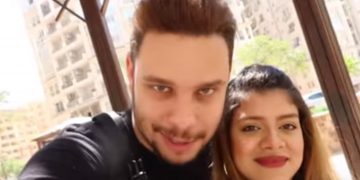 ¡El colmo! youtubers maltratan a su bebé recién nacida y ahora enfrentan denuncia