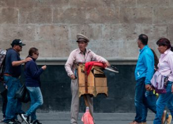 Índice de capitalinos que viven en la pobreza, aumenta a más del 51 %