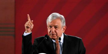 Inicia el Primer Informe de Gobierno