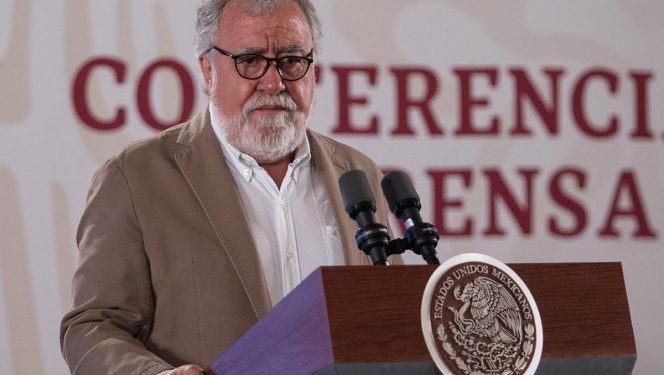 Podrían seguir en Guerrero los normalistas de Ayotzinapa: Encinas