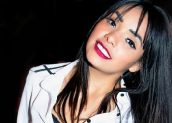 La actriz porno Annie Sex Teen cumple el sueño de su mayor fan