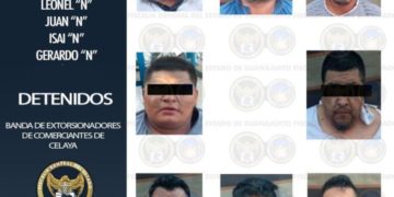 Dos policías son detenidos por vínculos con banda de extorsionadores en Celaya