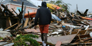 Suman 30 muertos por huracán Dorian en Bahamas