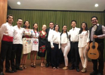 Se presenta ‘Itzamná’ en el Museo Francisco Cossío